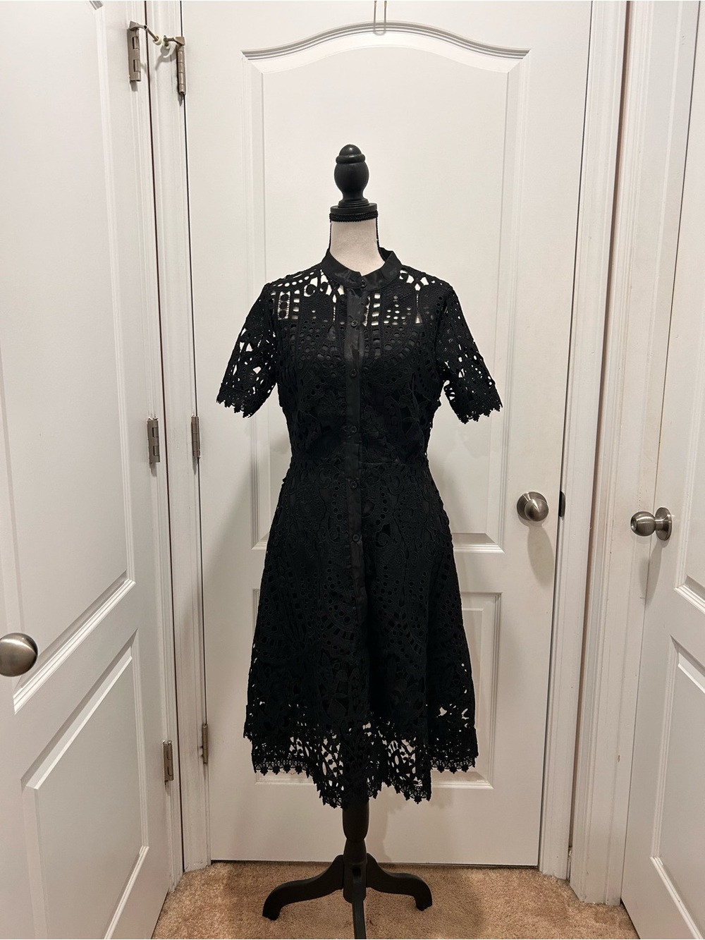 KAIMILAN Black Lace Eyelet Midi Dress Size 4 | Elegant Collared Fit & Flare